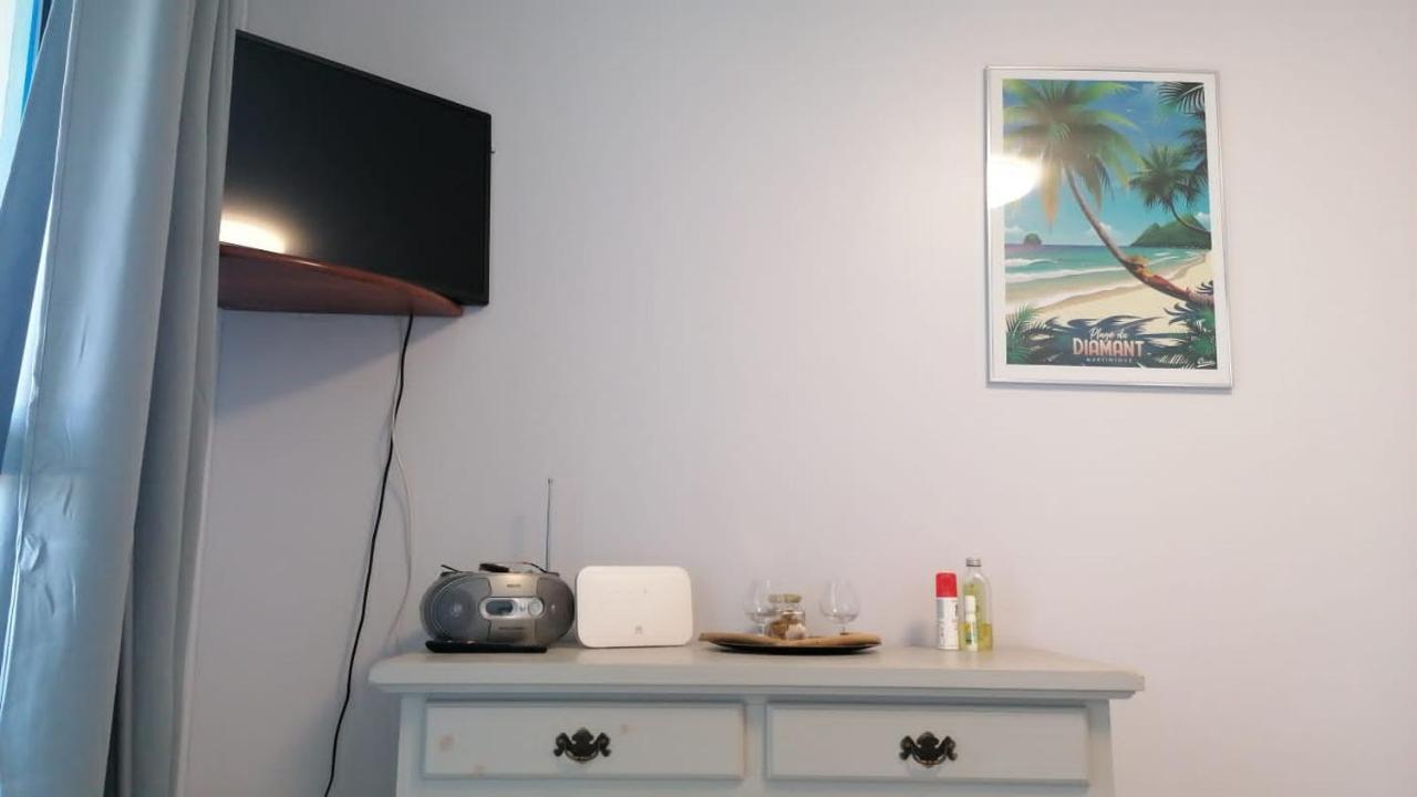 Superbe Studio, A 20 Metres De La Plage, Acces Direct Grande Plage Diamant ル・ディアマン エクステリア 写真